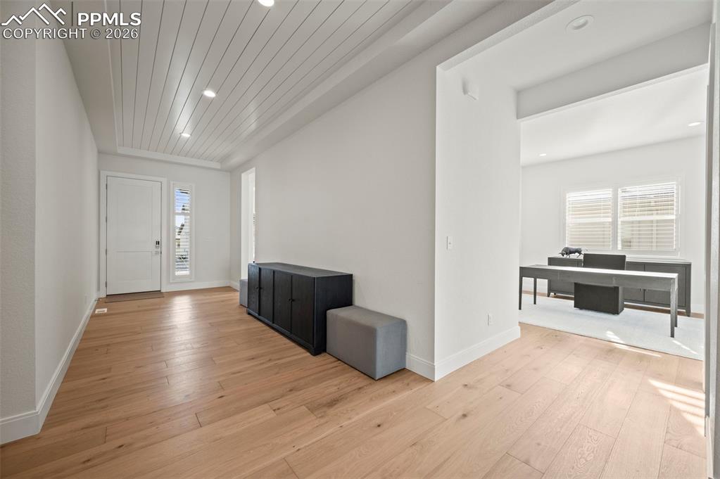 3474 Crest Hollow View Colorado Springs CO 80904