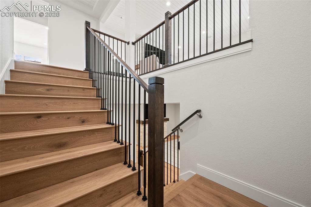 3474 Crest Hollow View Colorado Springs CO 80904