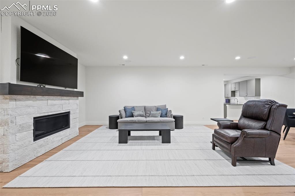 3474 Crest Hollow View Colorado Springs CO 80904