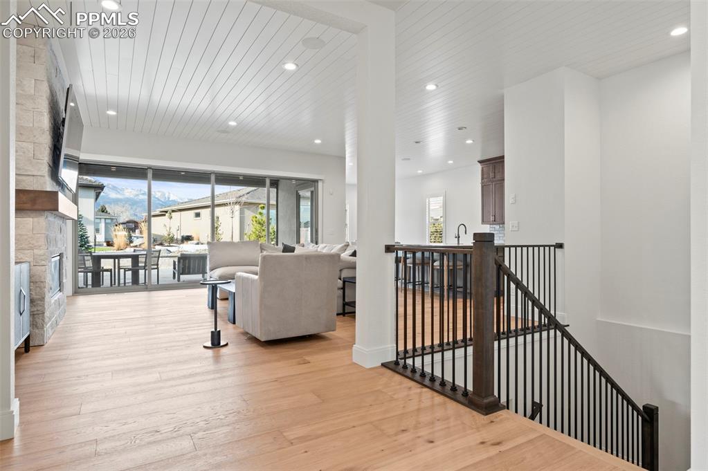 3474 Crest Hollow View Colorado Springs CO 80904