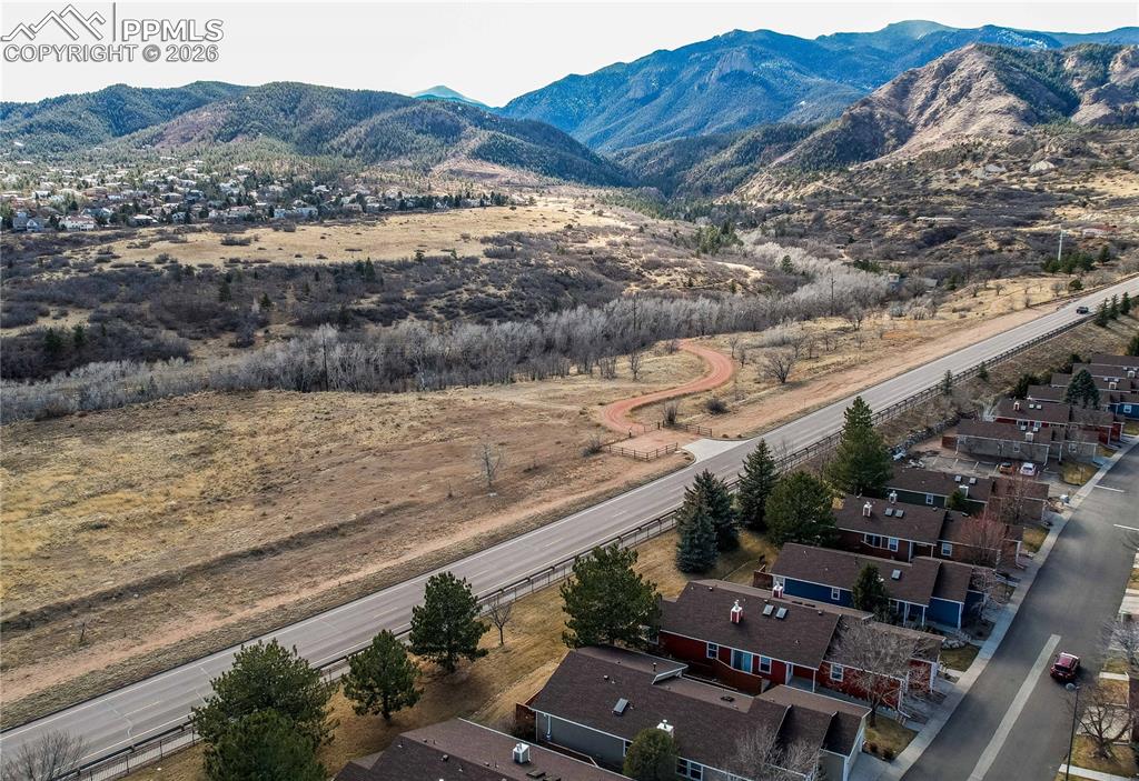 2533 Patriot Heights Colorado Springs CO 80904