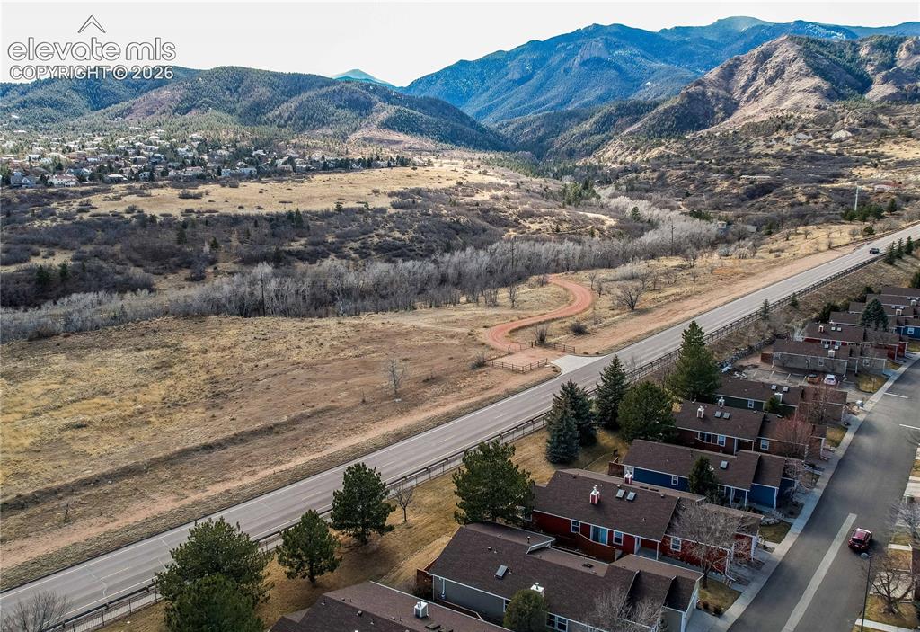 2533 Patriot Heights Colorado Springs CO 80904