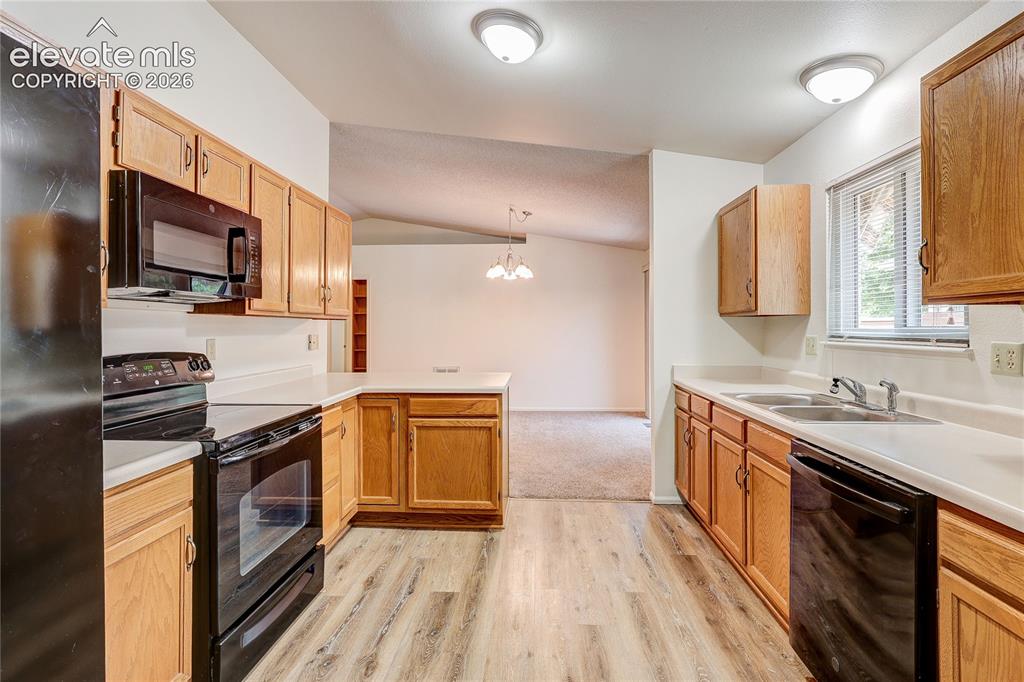 2533 Patriot Heights Colorado Springs CO 80904