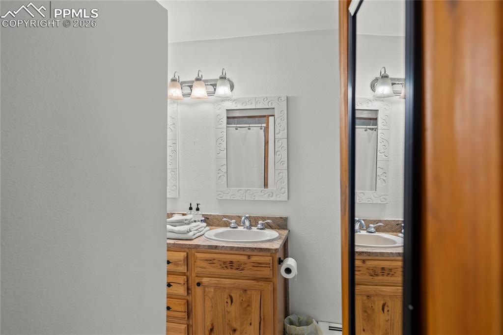 8234 W Highway 24 Cascade CO 80809