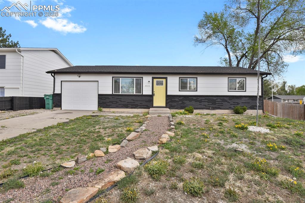 3515 Darkwood Place Colorado Springs CO 80910