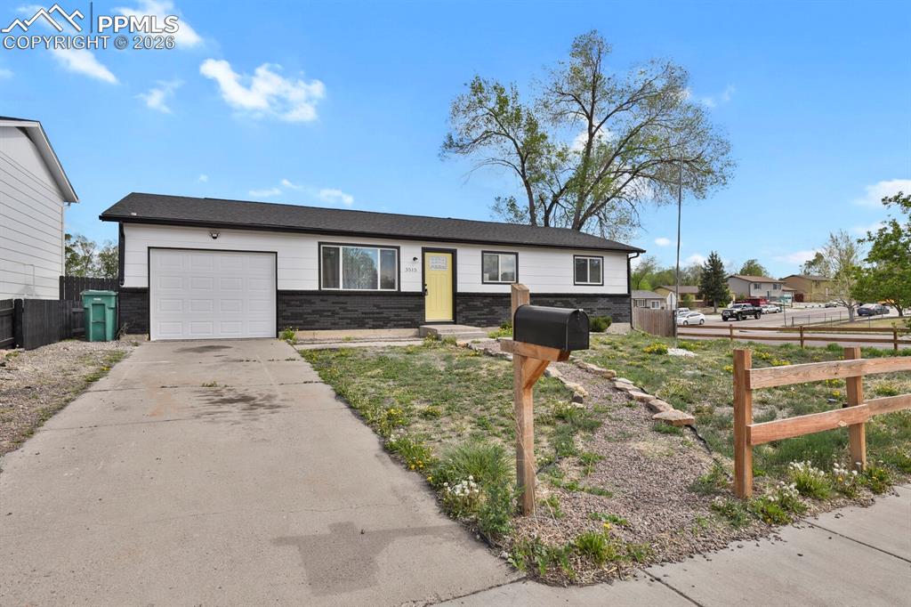 3515 Darkwood Place Colorado Springs CO 80910