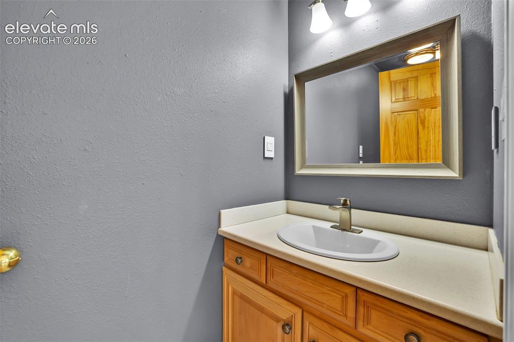 6674 Chantilly Place Colorado Springs CO 80922