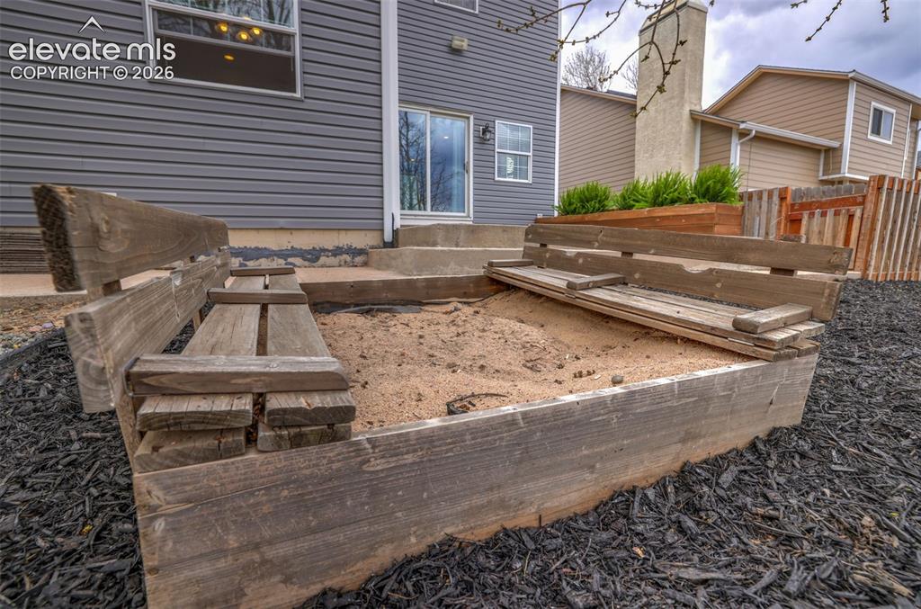 6674 Chantilly Place Colorado Springs CO 80922