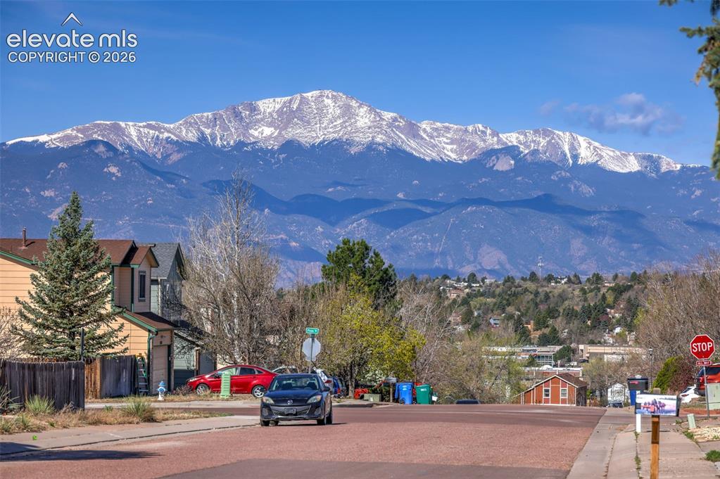 6674 Chantilly Place Colorado Springs CO 80922