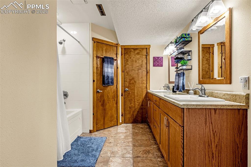 660 Harness Road Monument CO 80132