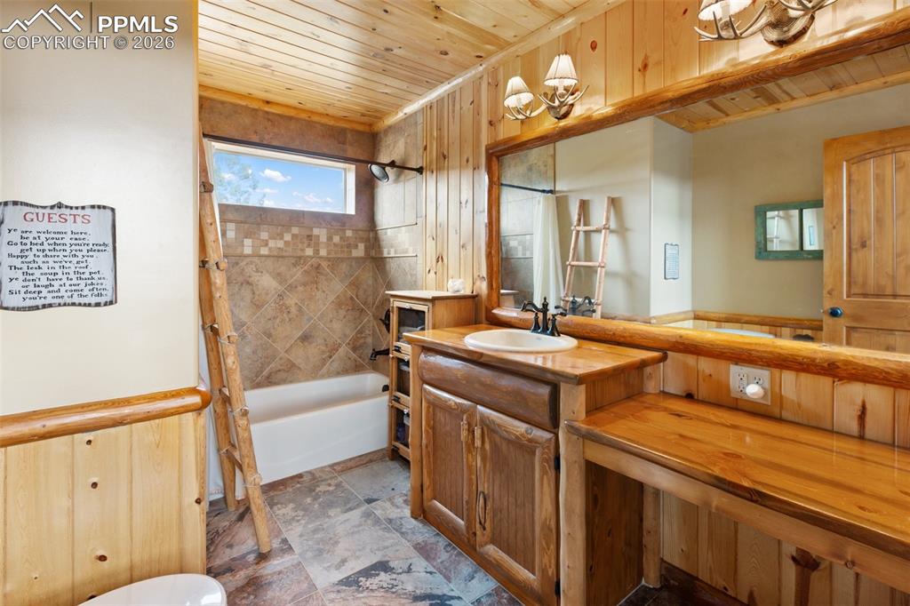 29549 N Highway 67 Woodland Park CO 80863