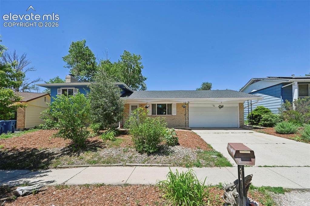 1308 De Reamer Circle Colorado Springs CO 80915