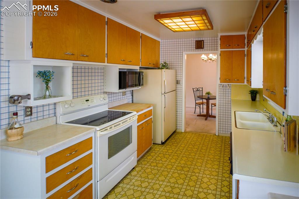 1313 Pioneer Road Colorado Springs CO 80907