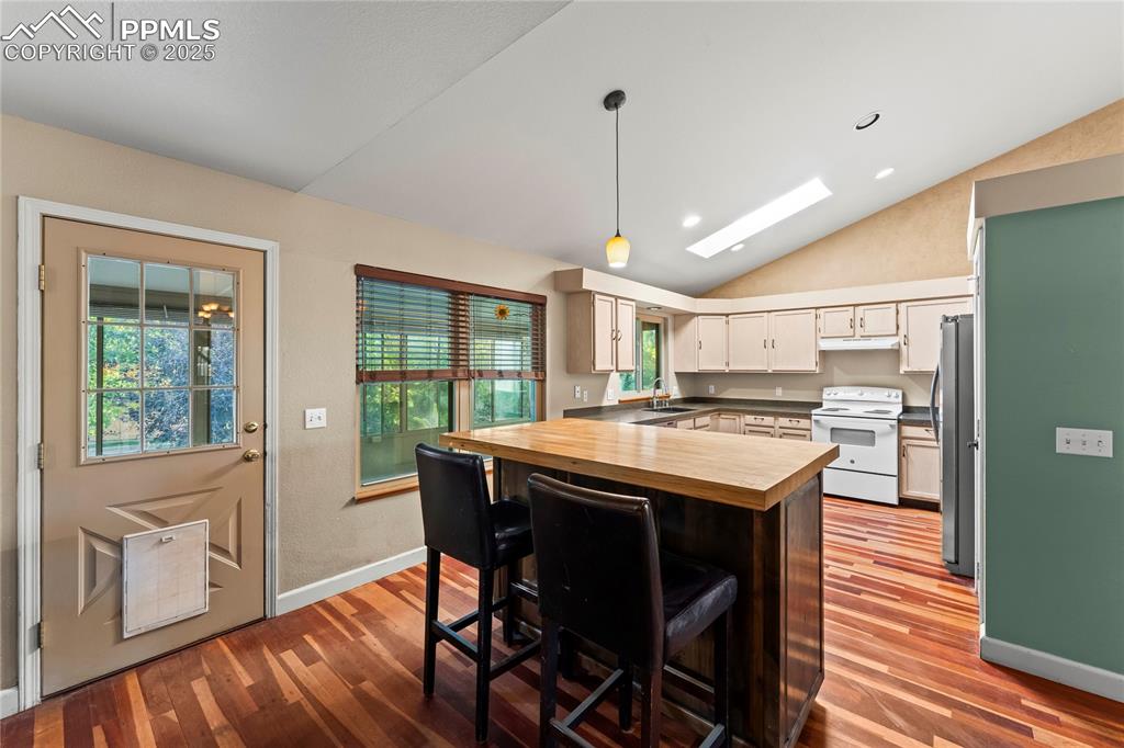 6260 Gemfield Drive Colorado Springs CO 80918