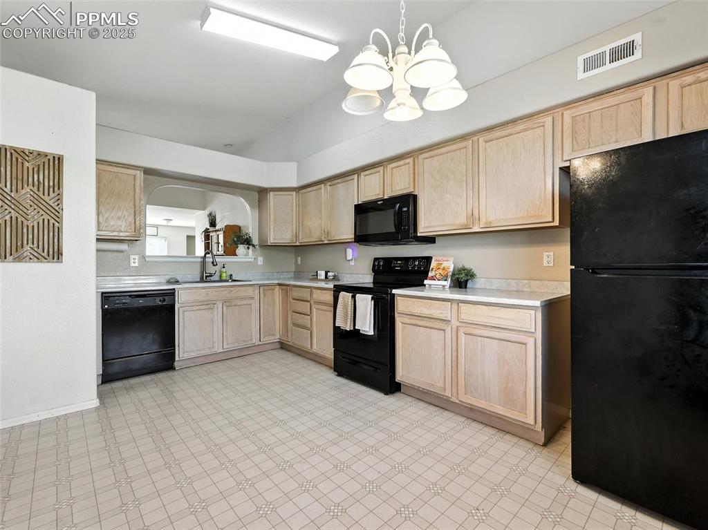 5040 Sage Street Pueblo CO 81005