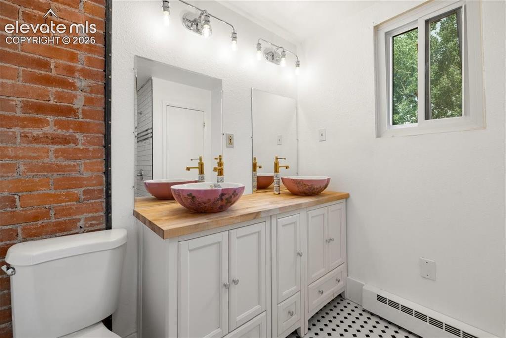 125 Ruxton Avenue Manitou Springs CO 80829