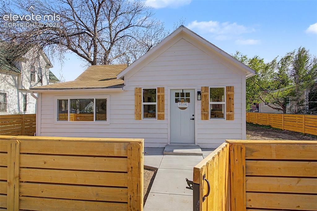 611 Maple Street Colorado Springs CO 80903
