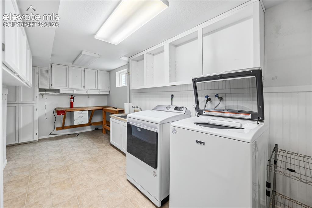 41 Landoe Lane Colorado Springs CO 80911