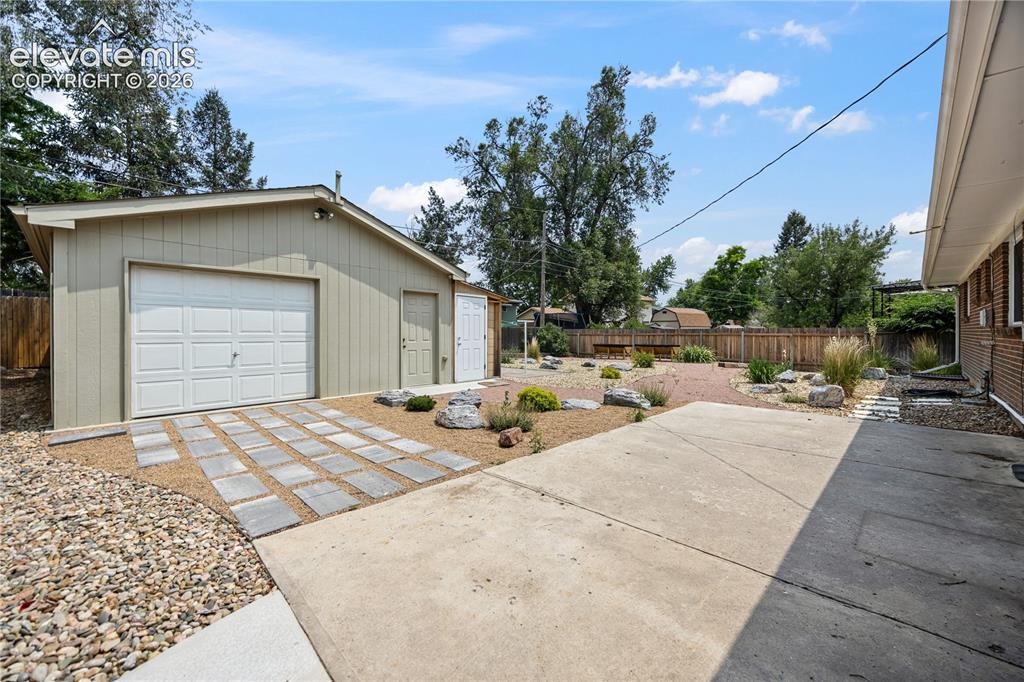 41 Landoe Lane Colorado Springs CO 80911