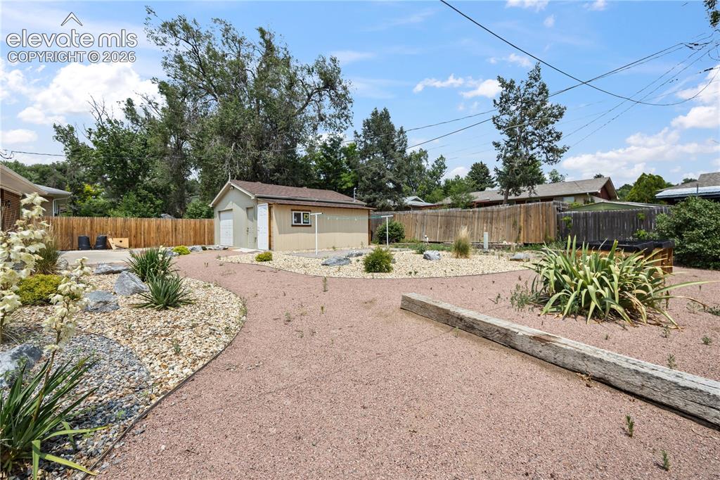 41 Landoe Lane Colorado Springs CO 80911