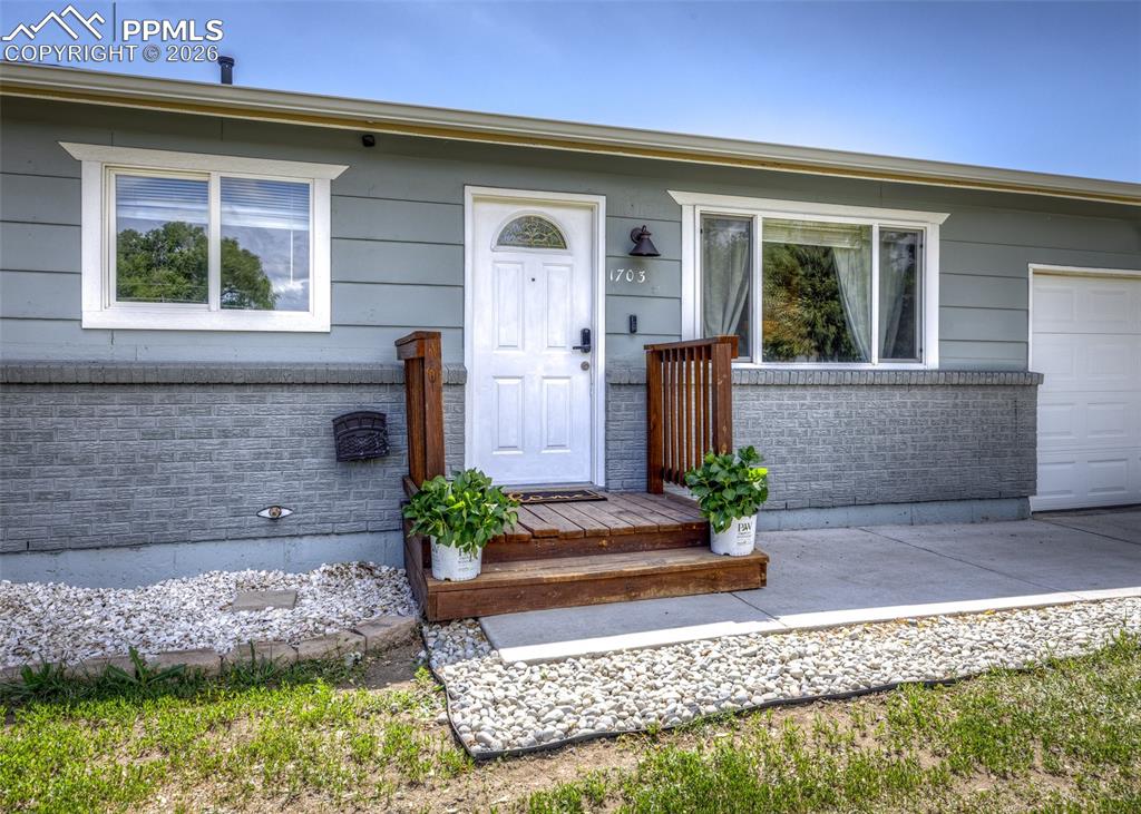1703 Harrow Road Colorado Springs CO 80906