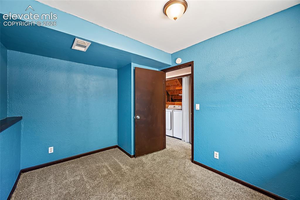 4960 Dover Drive Colorado Springs CO 80916