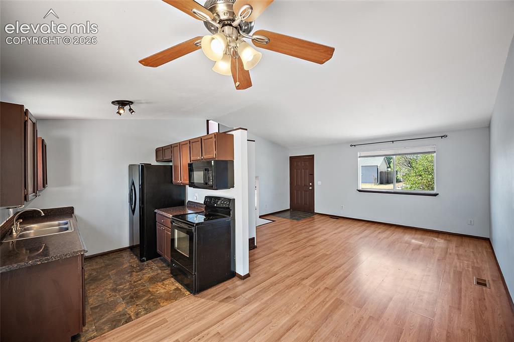 4960 Dover Drive Colorado Springs CO 80916