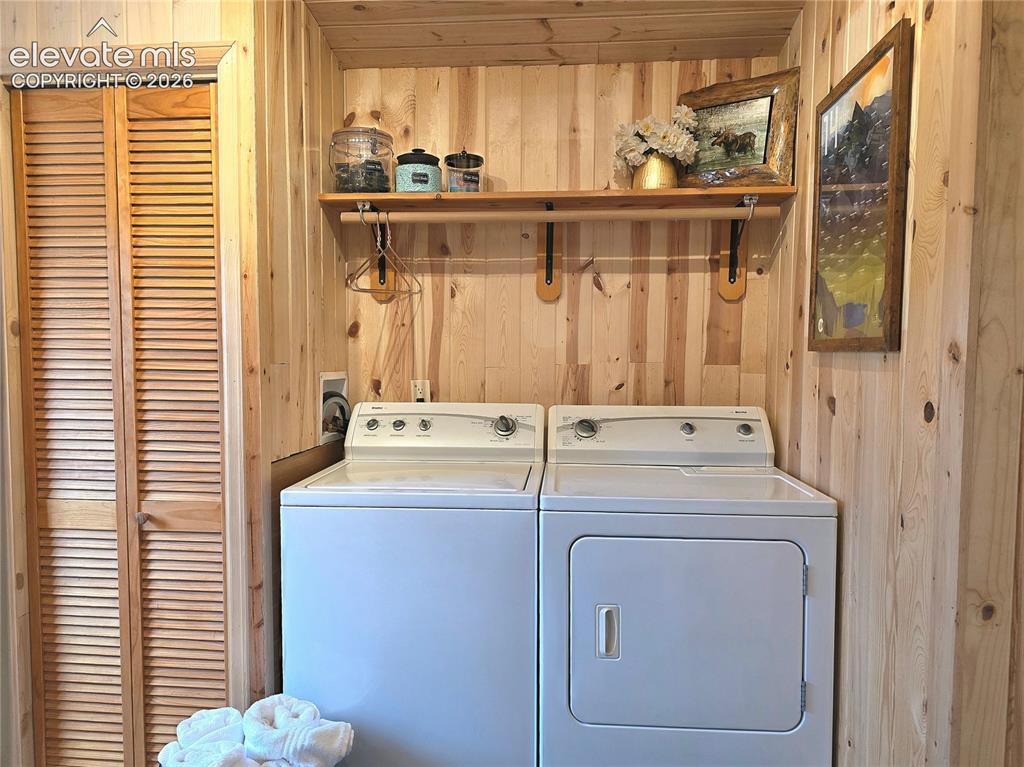 891 S Mountain Estates Road Florissant CO 80816