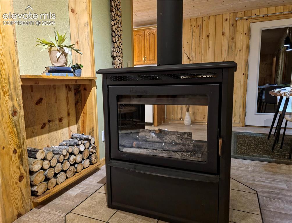891 S Mountain Estates Road Florissant CO 80816