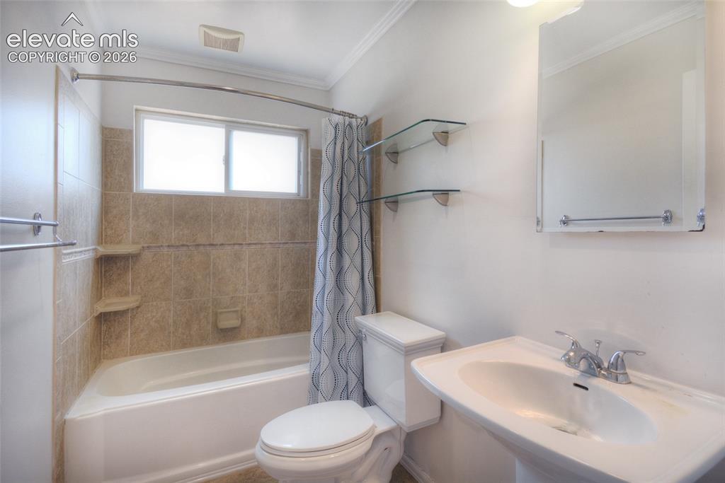 1880 Leoti Drive Colorado Springs CO 80915