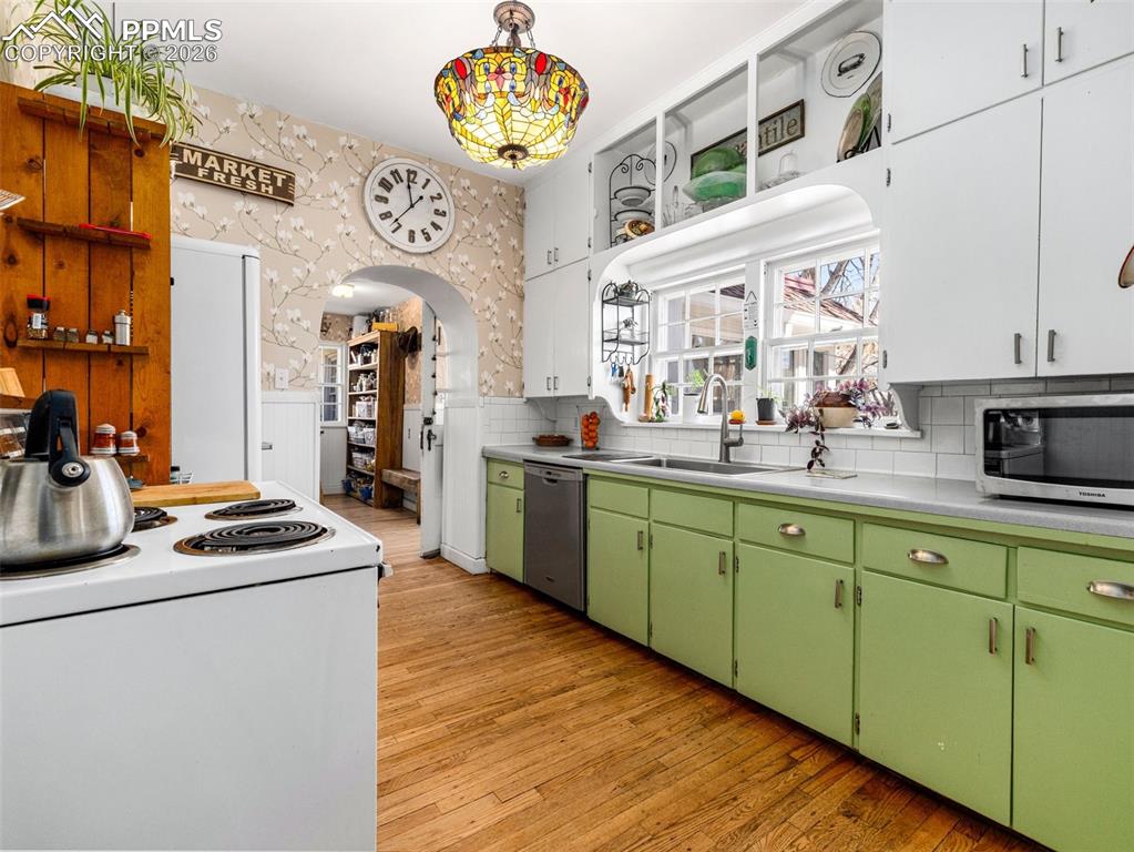 2932 8th Avenue Pueblo CO 81008