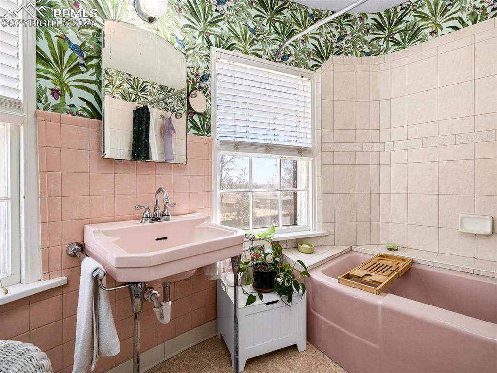 2932 8th Avenue Pueblo CO 81008