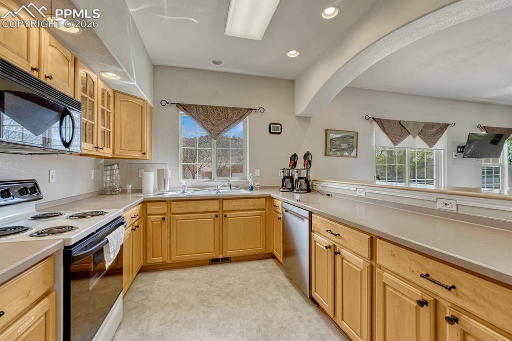 5160 Greenleaf Drive Colorado Springs CO 80919