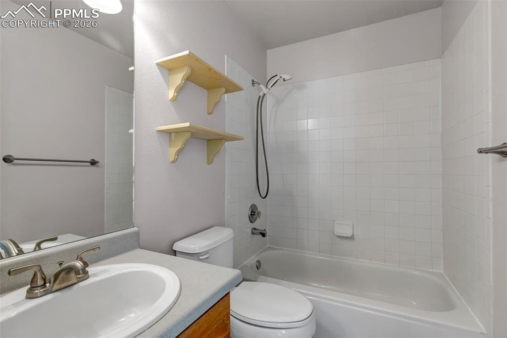 2375 Lisa Drive Colorado Springs CO 80915