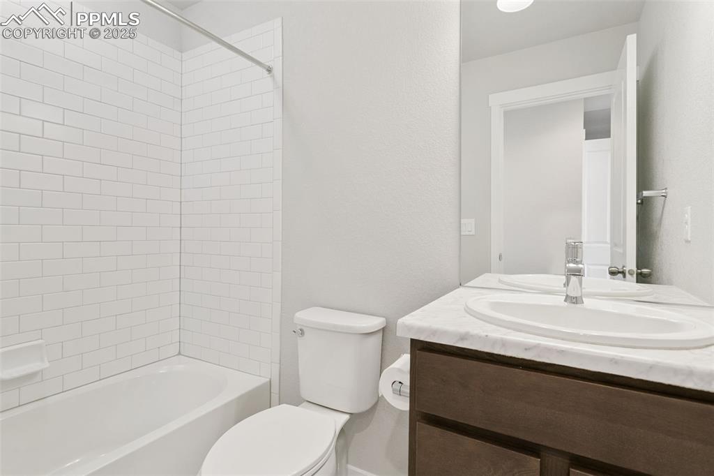 8756 Wolf Valley Drive Colorado Springs CO 80924