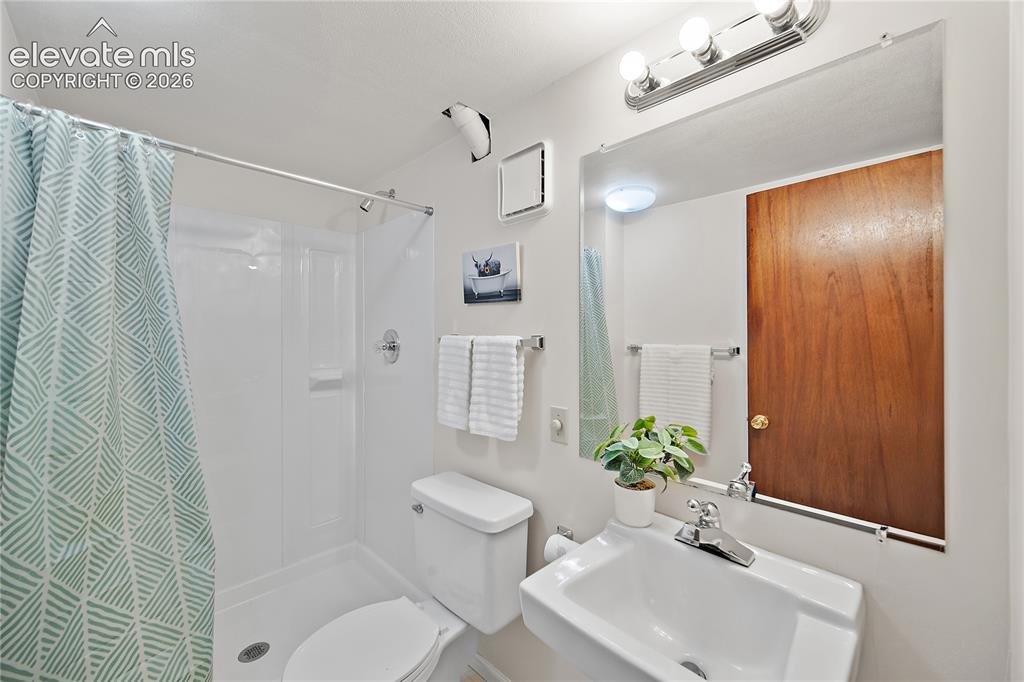 2998 Westcliff Circle Colorado Springs CO 80906