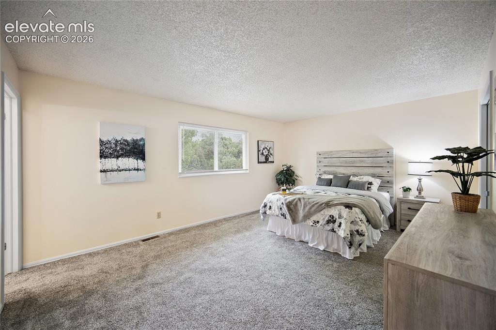 2998 Westcliff Circle Colorado Springs CO 80906