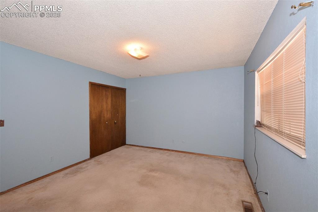 1055 Branding Iron Drive Colorado Springs CO 80915