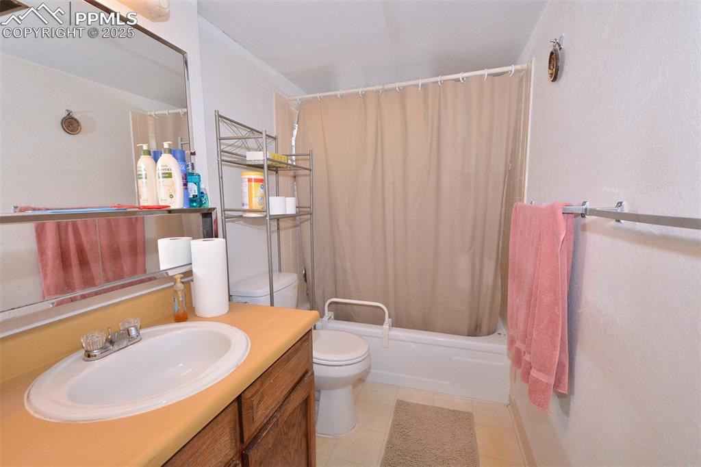 1055 Branding Iron Drive Colorado Springs CO 80915