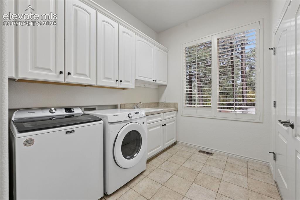 715 Silver Oak Grove Colorado Springs CO 80906