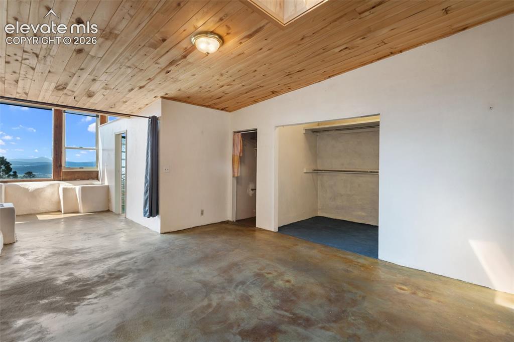 523 Navajo Trail Florissant CO 80816