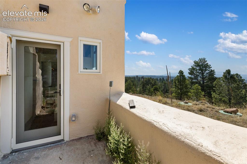523 Navajo Trail Florissant CO 80816