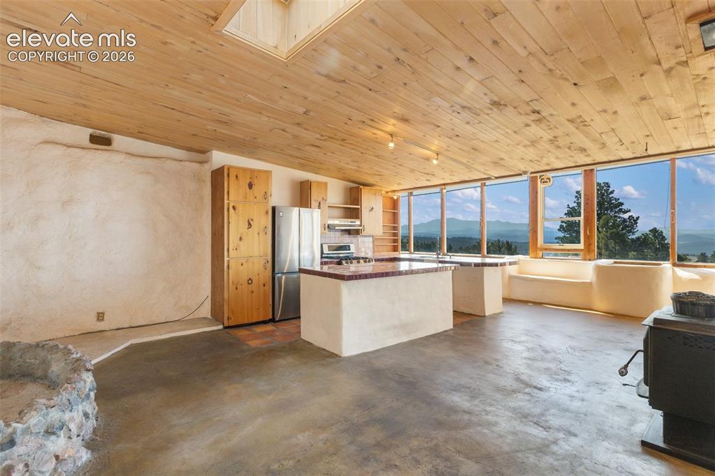 523 Navajo Trail Florissant CO 80816