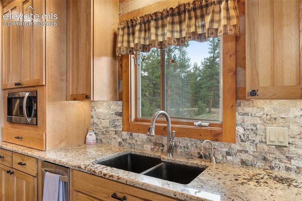 567 County Road 31 Florissant CO 80816