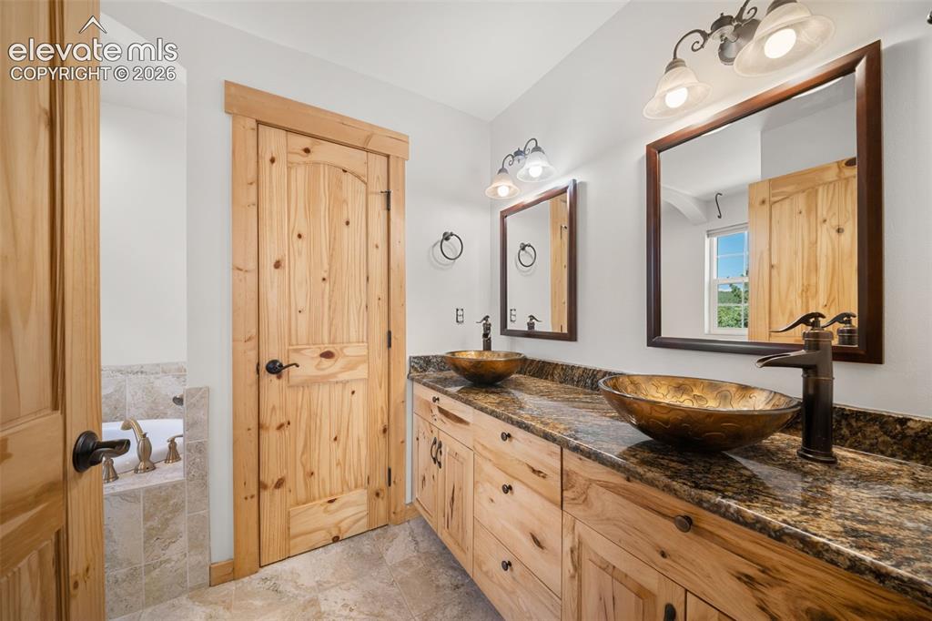 2775 Pathfinder Road Florissant CO 80816