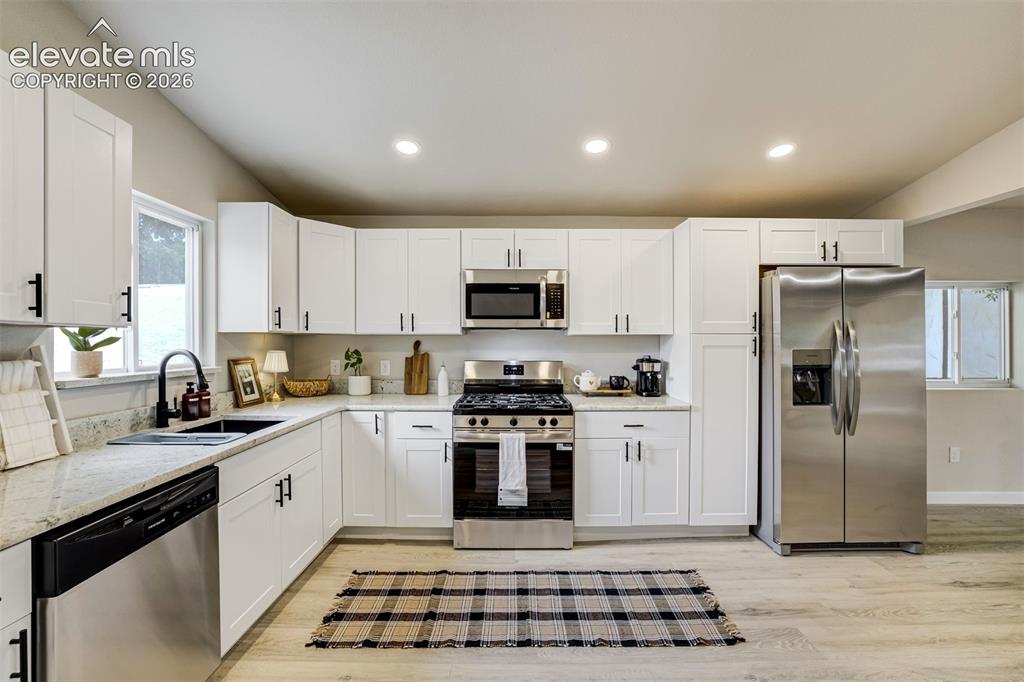 308 Redwood Drive Colorado Springs CO 80907