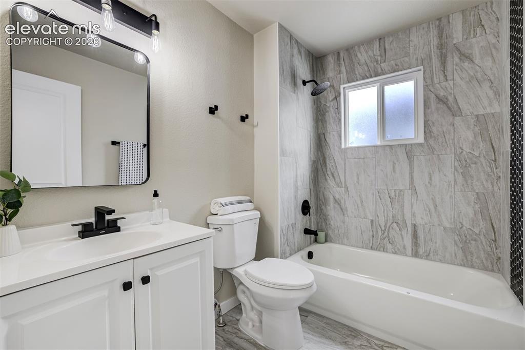 308 Redwood Drive Colorado Springs CO 80907