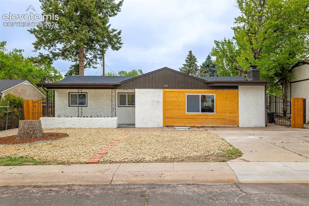 308 Redwood Drive Colorado Springs CO 80907