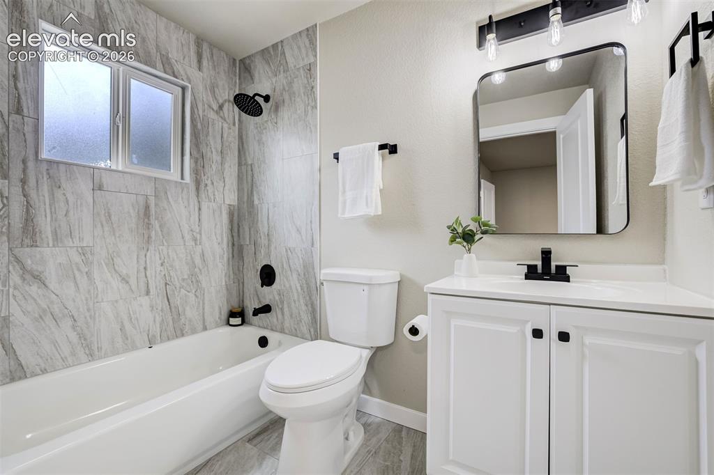 308 Redwood Drive Colorado Springs CO 80907
