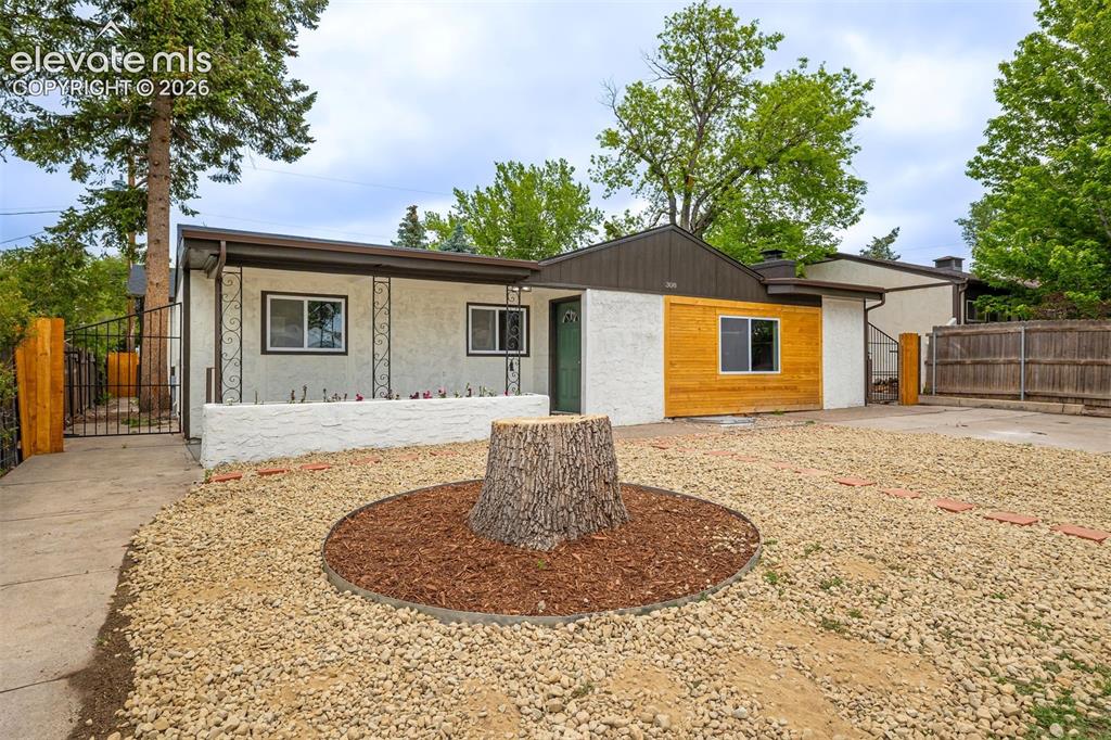 308 Redwood Drive Colorado Springs CO 80907